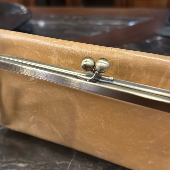 Hobo Wallet - Picture 3 of 8